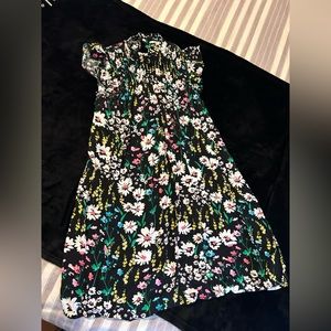 Cute dress. excellent condition.